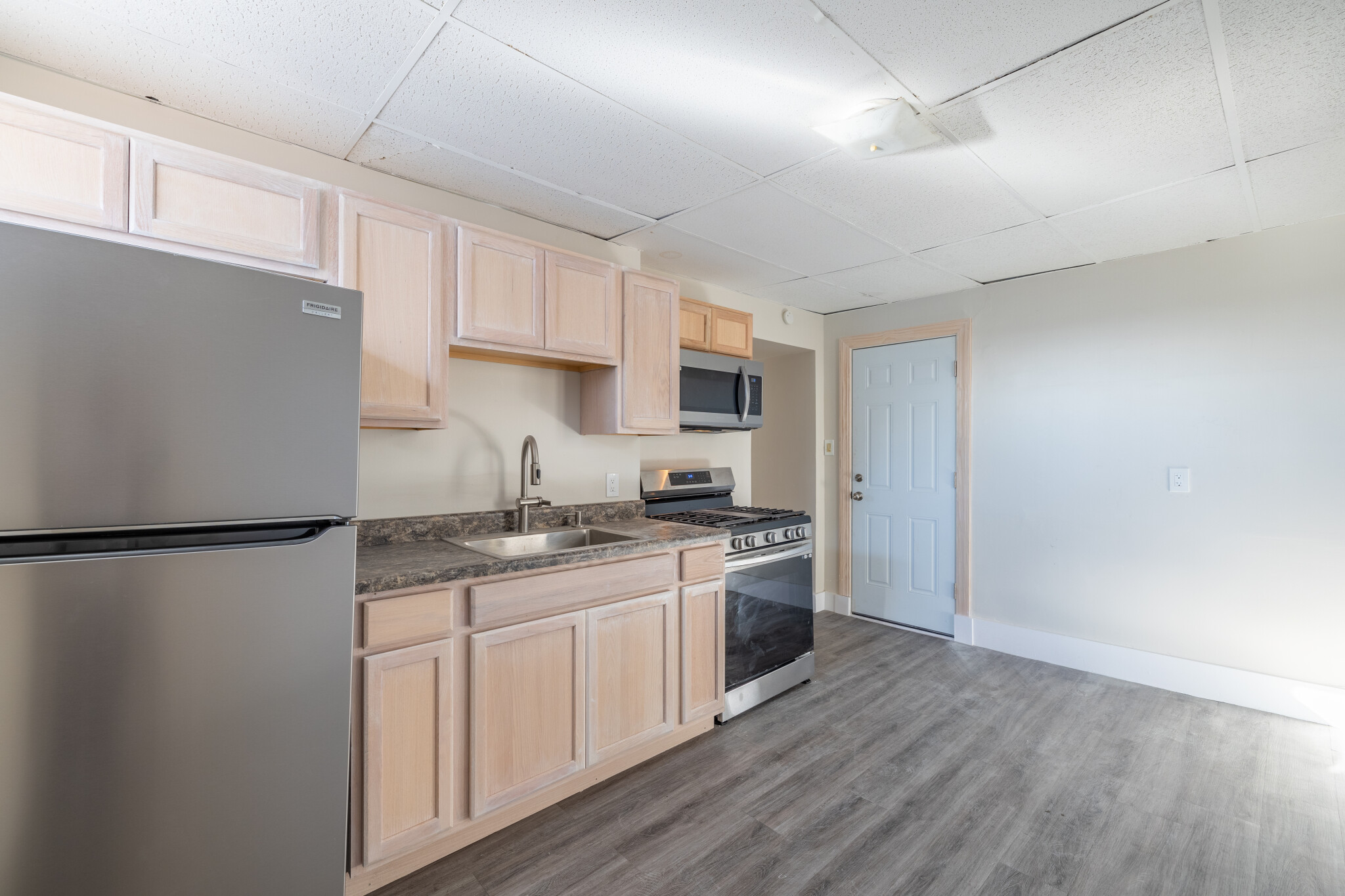 482 Broadway, Magoun Square