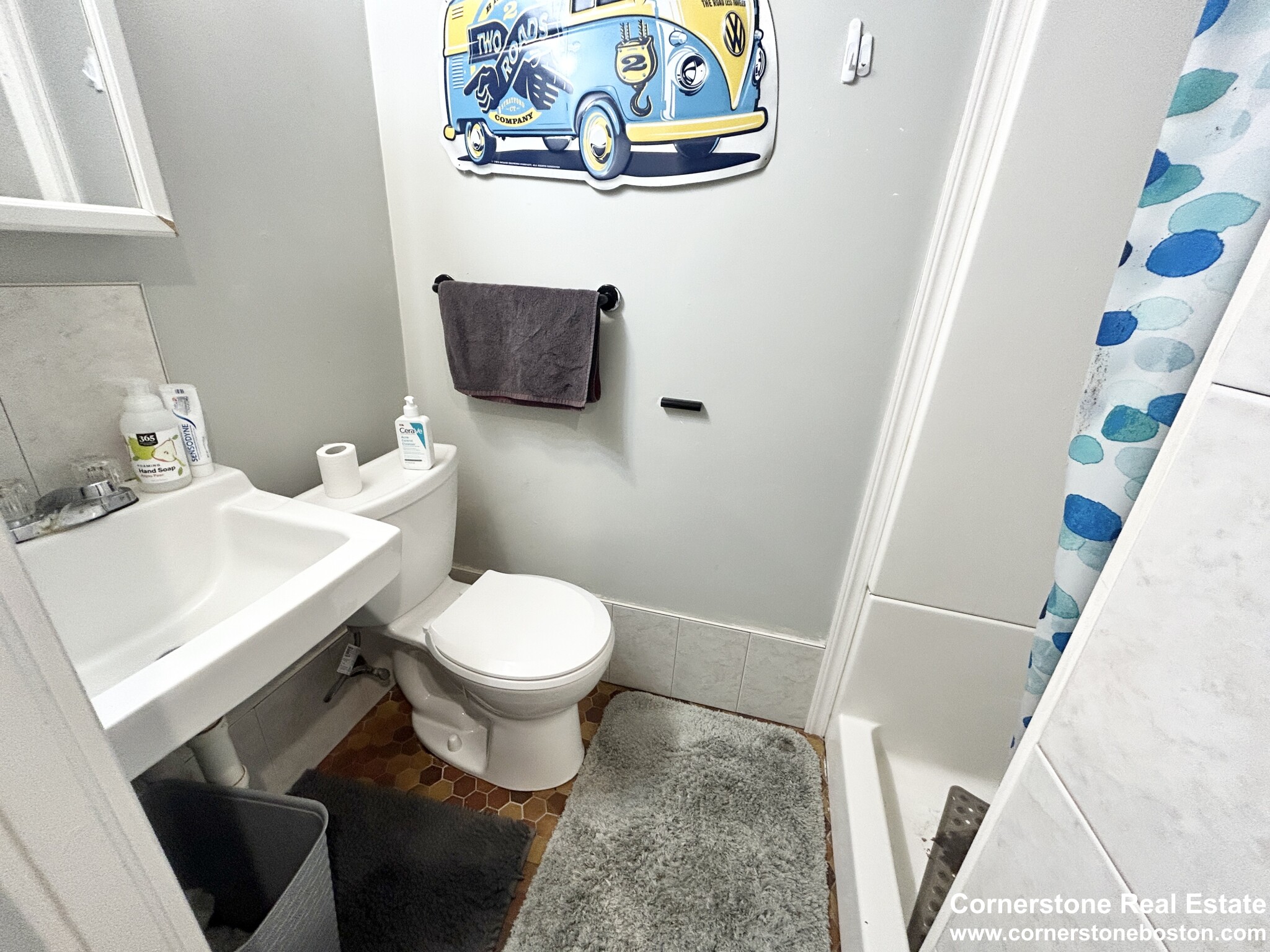 218 Columbia St, The Port