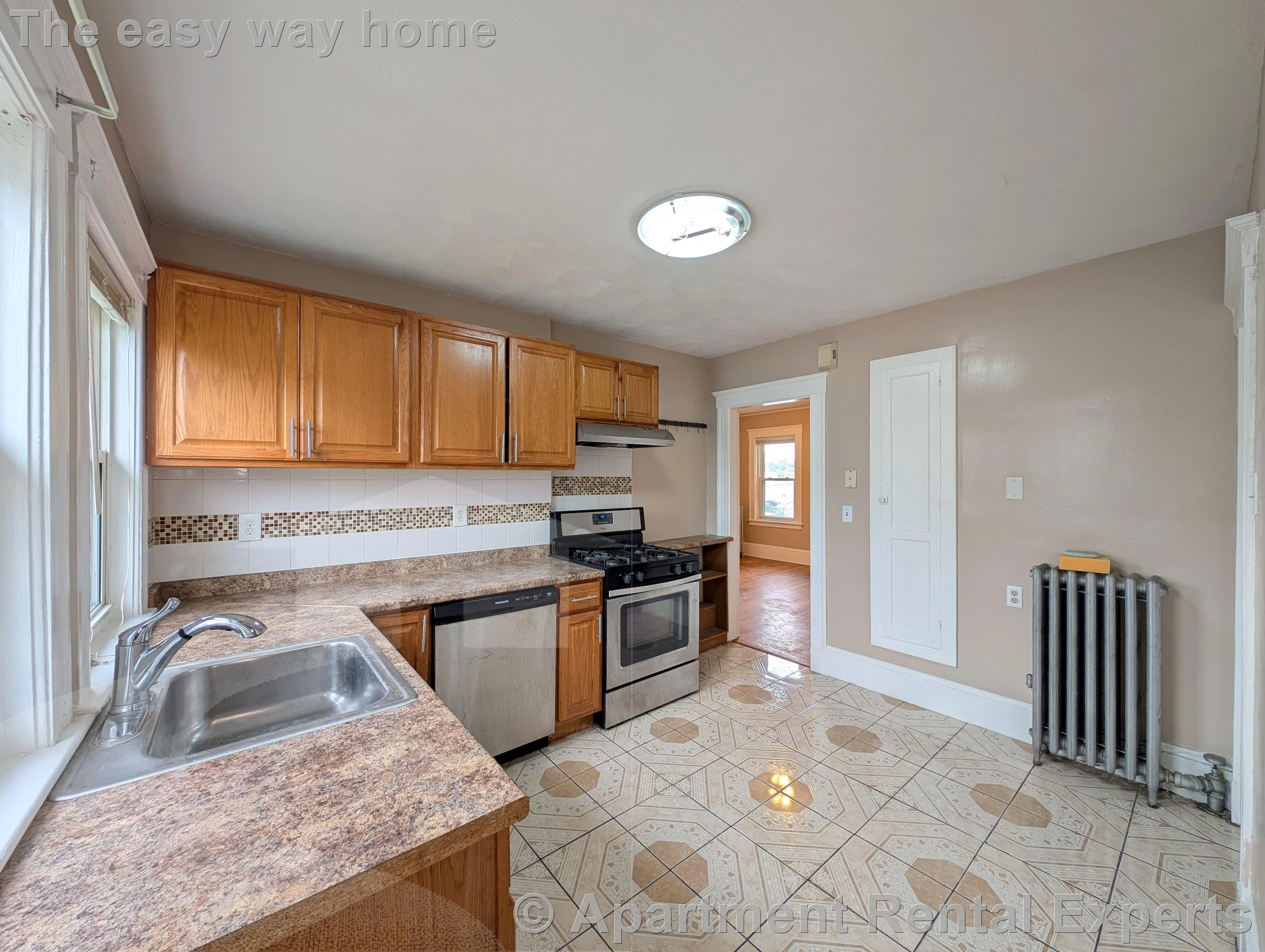 83 Billings Ave, Tufts