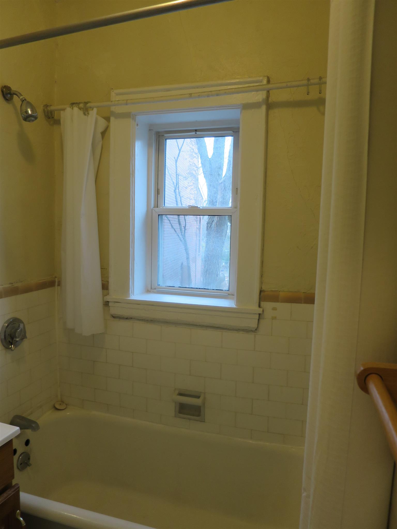 Studio bed, 1 bath apartment for rent at 4 Cogswell Ave Unit 40, Porter Square — photo 5 of 7