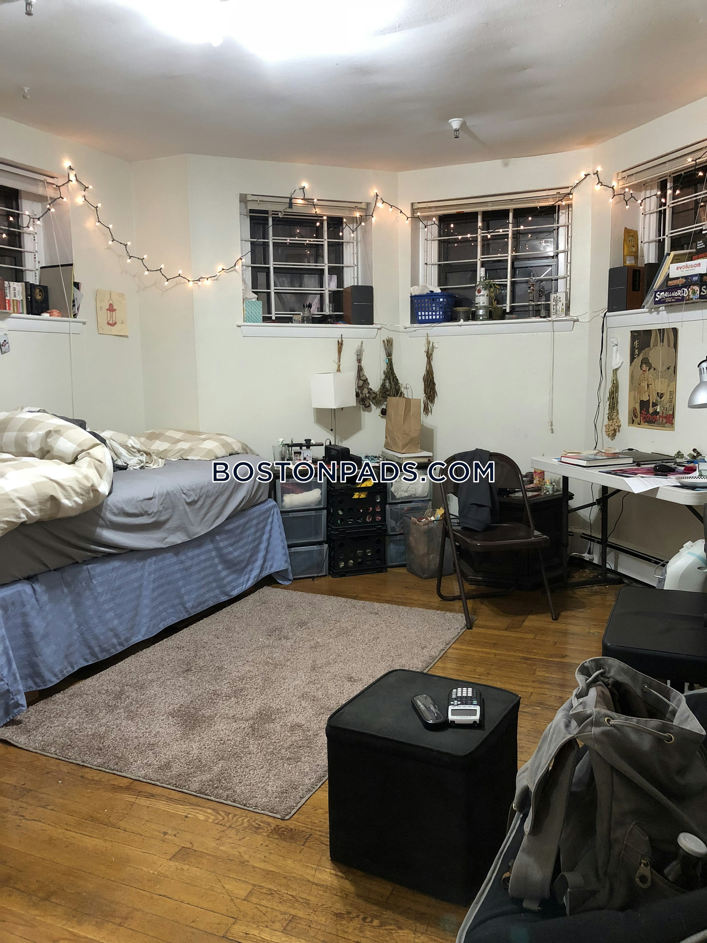 3 bed, 1 bath apartment for rent at 56 Queensberry Unit G3, Fenway — photo 1 of 10