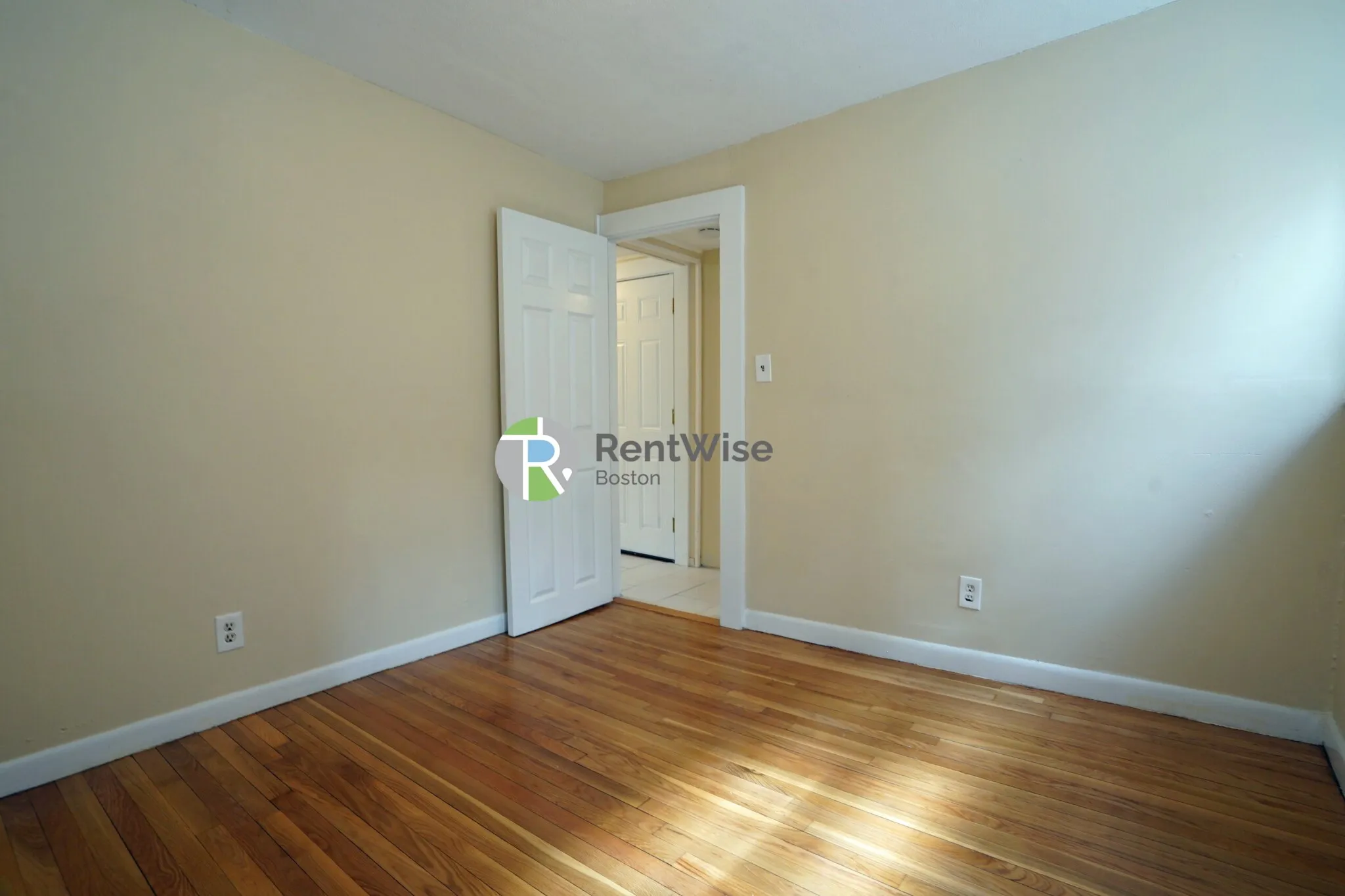 238 Cambridge St, Beacon Hill