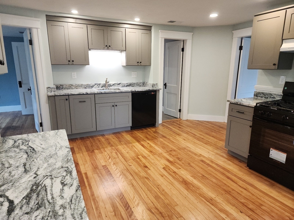 63 Fifth Ave, Worcester