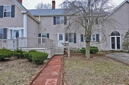 2 Traverse St, Canton