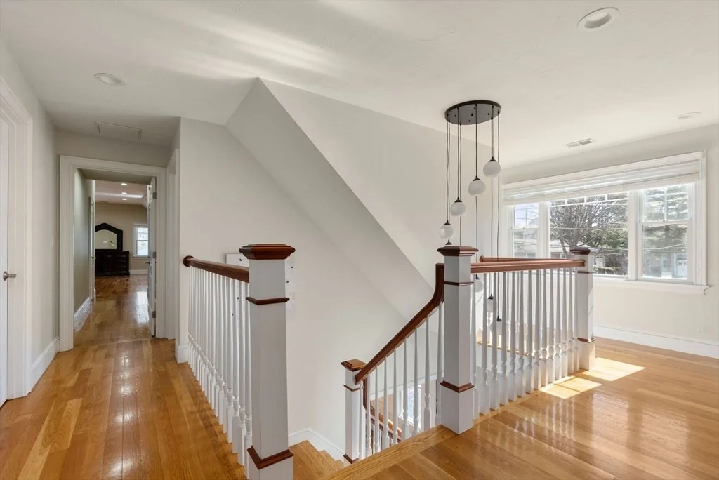 11 Bobolink Rd, Newton Lower Falls