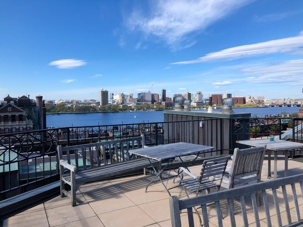 416 Marlborough St, Back Bay