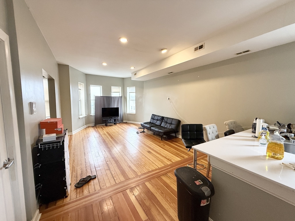 301-305 Dudley St, Roxbury