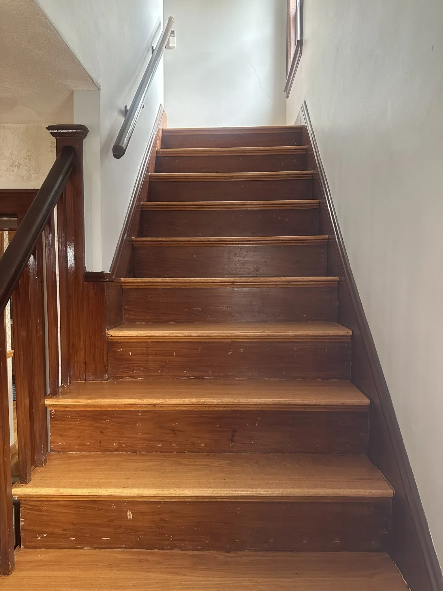 235 Ashcroft Rd, Medford