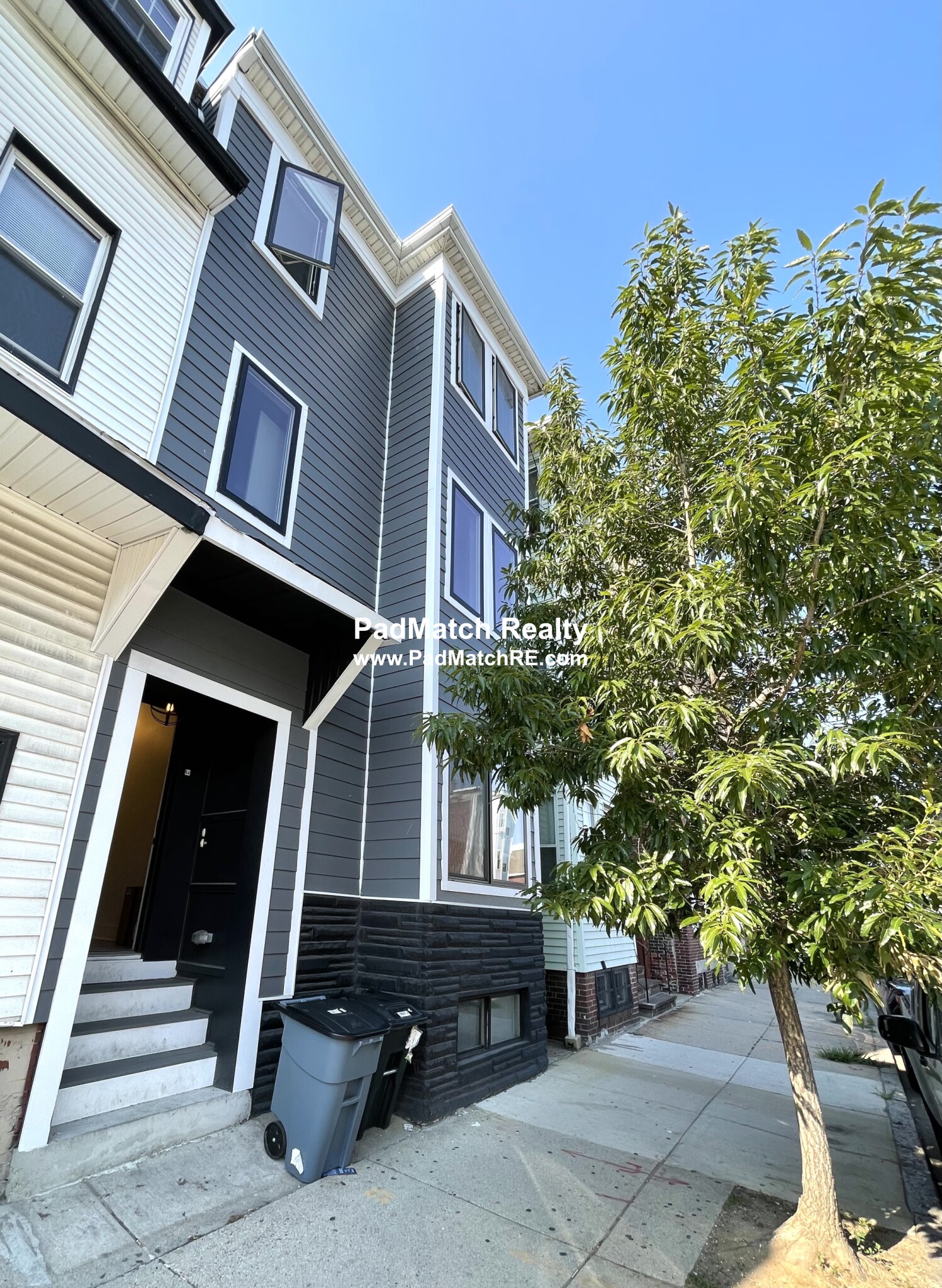 64 Chelsea St, East Boston