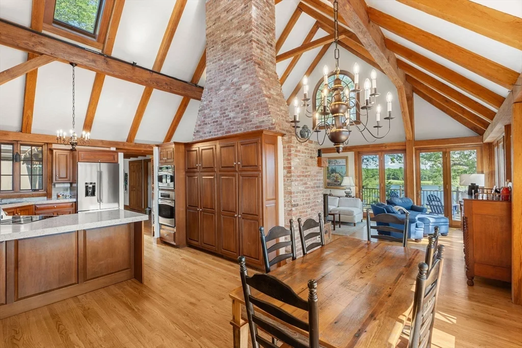 7 Pipers Quarry, Newburyport