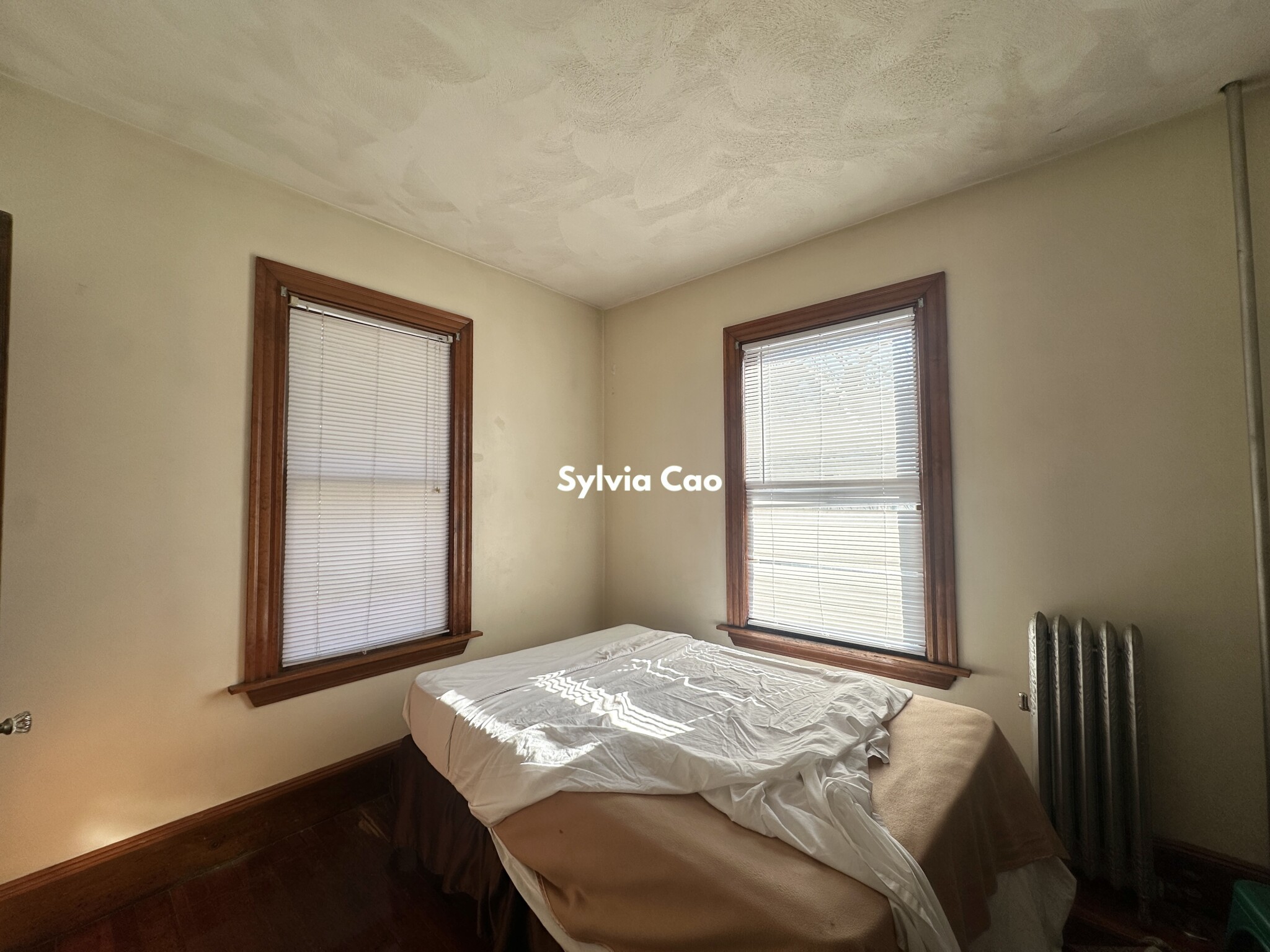 38 Linden St, Allston