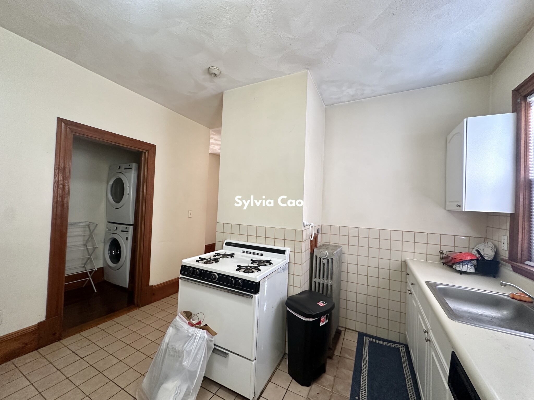 38 Linden St, Allston