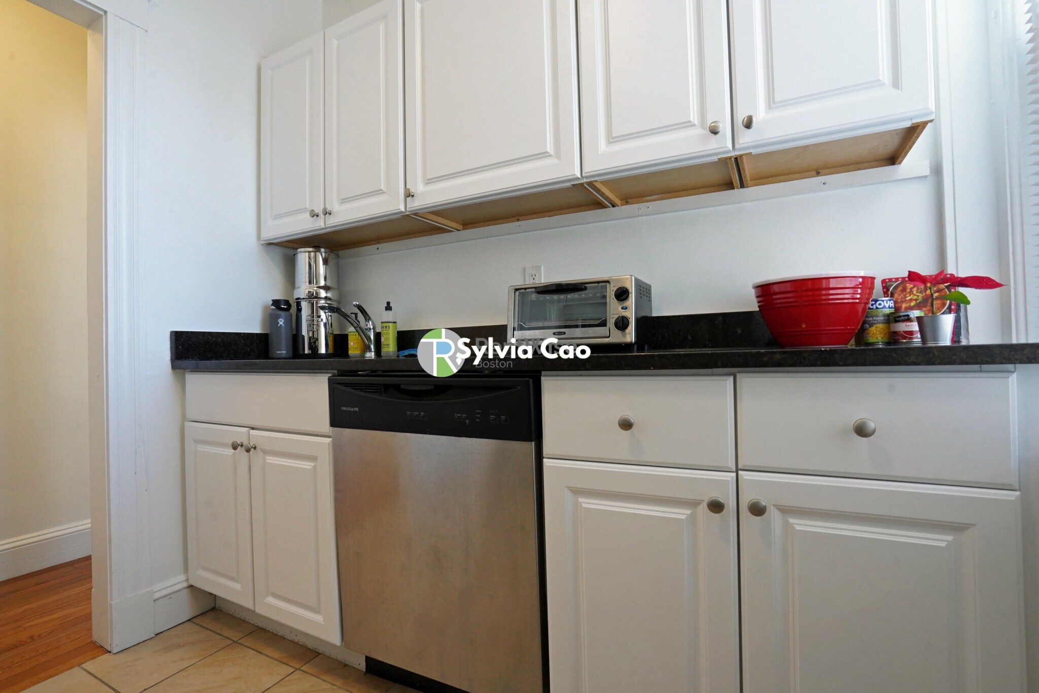 1850 Commonwealth Ave, Brighton