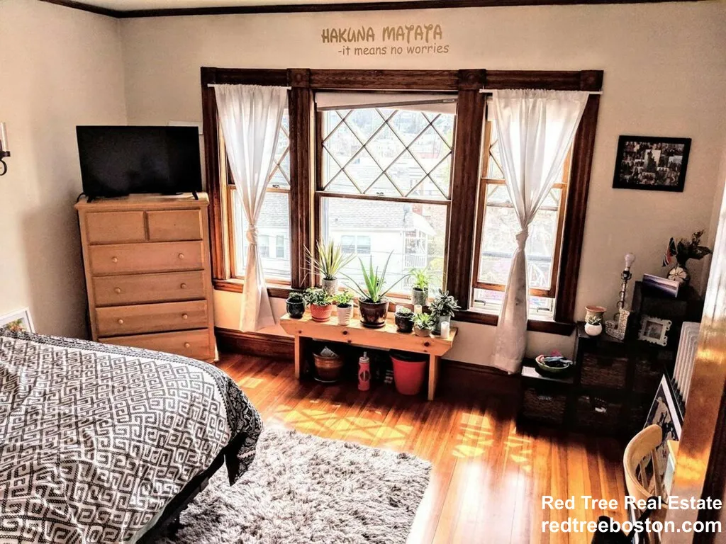 7 Justin Rd, Brighton