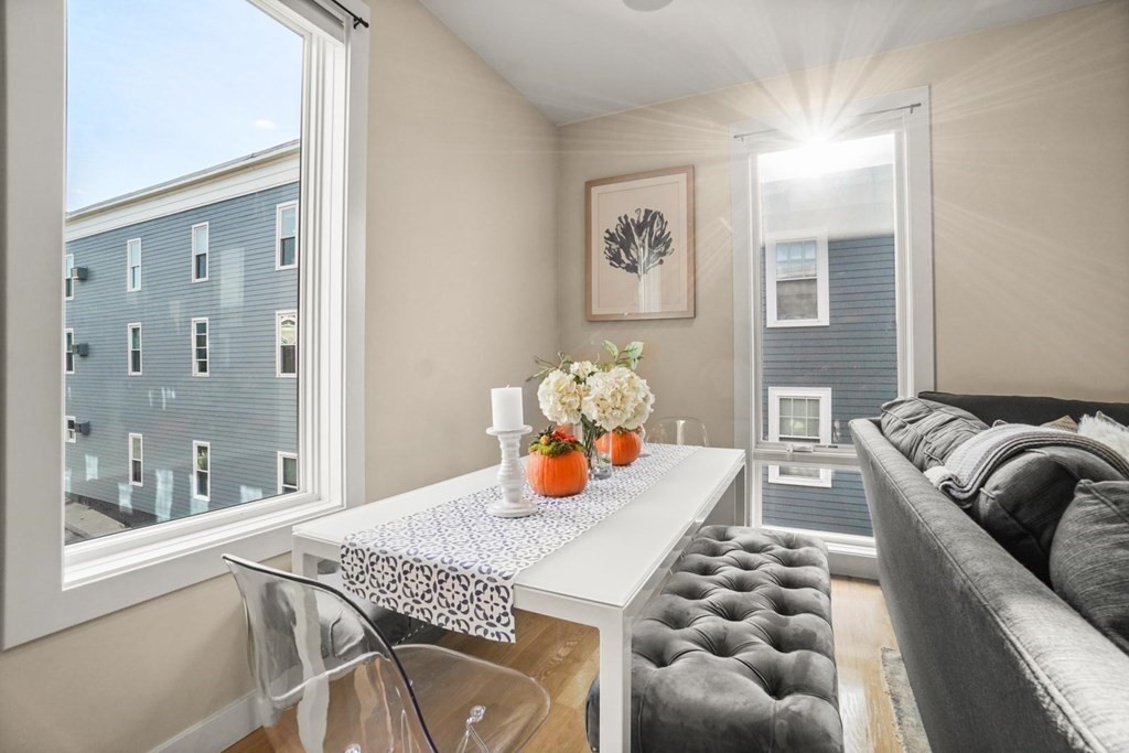 280 Gold St, South Boston