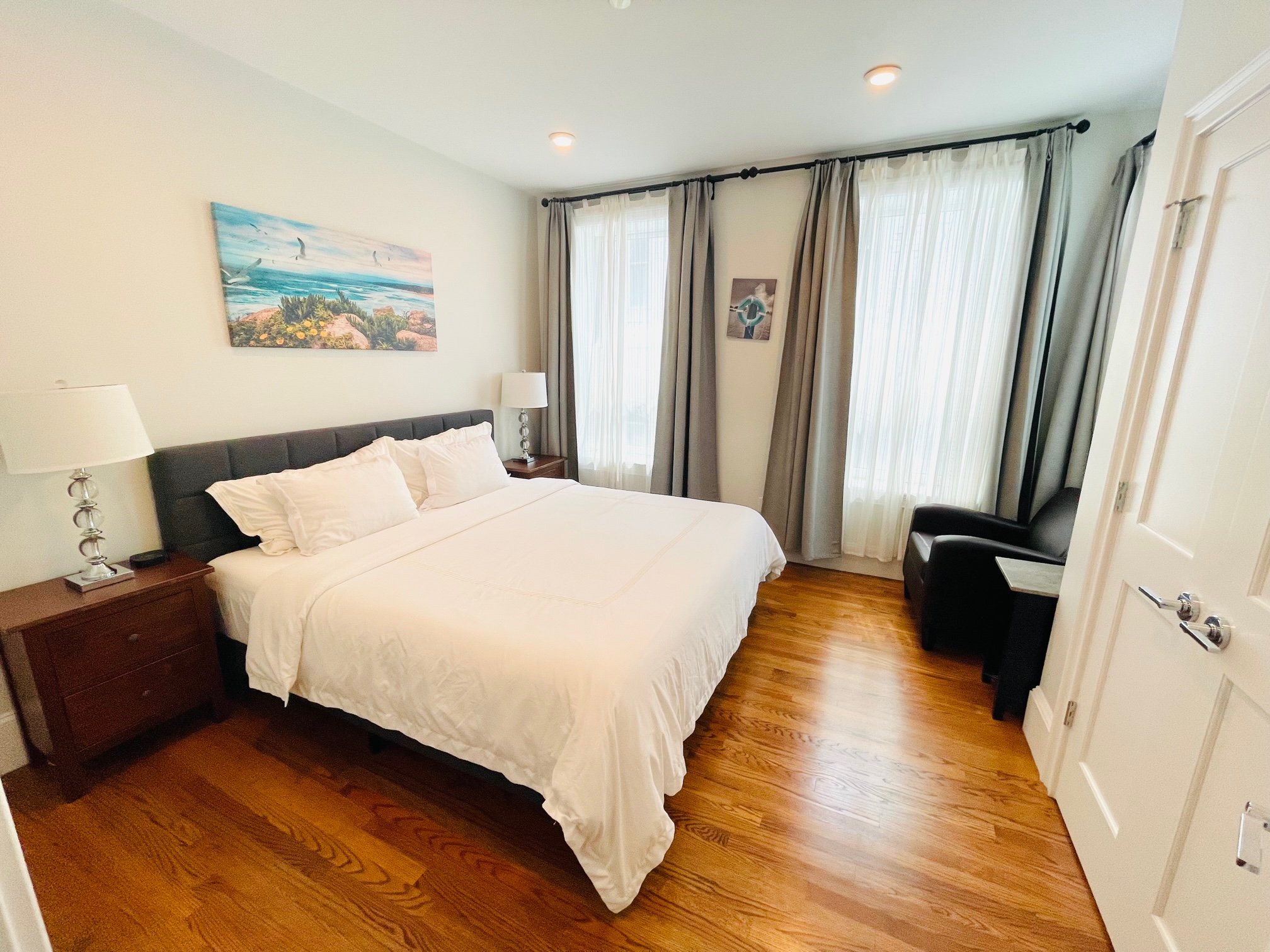 1240 Beacon St, North Brookline