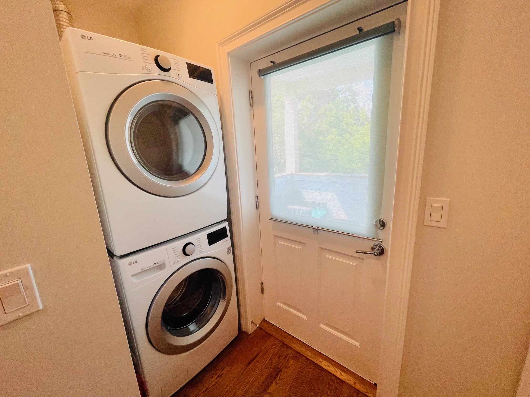 1240 Beacon St, North Brookline