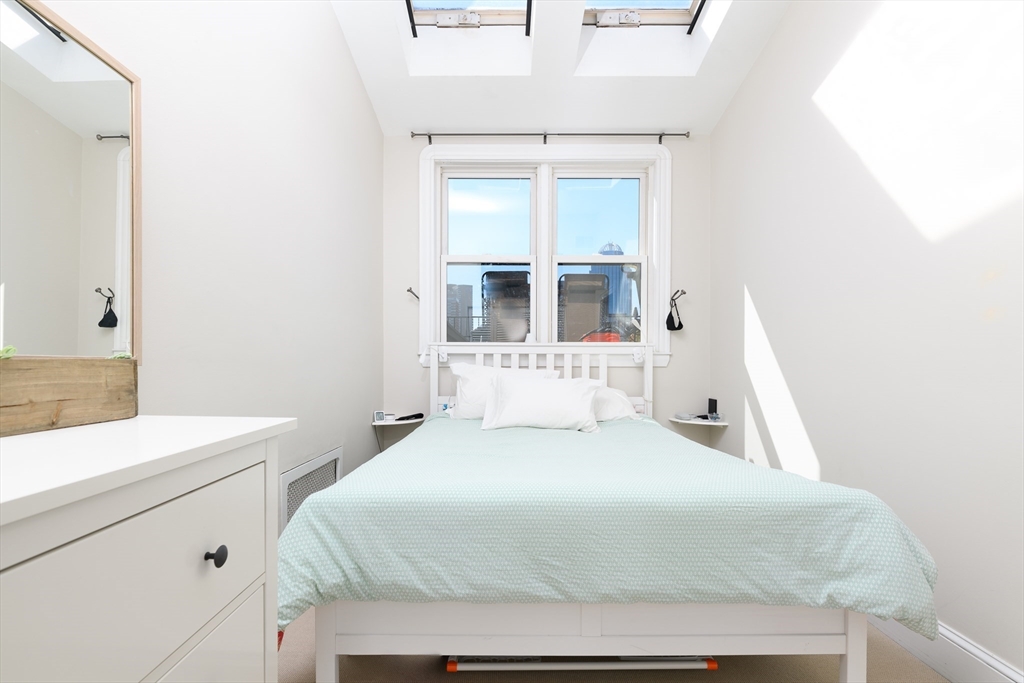 261 Marlborough St, Back Bay