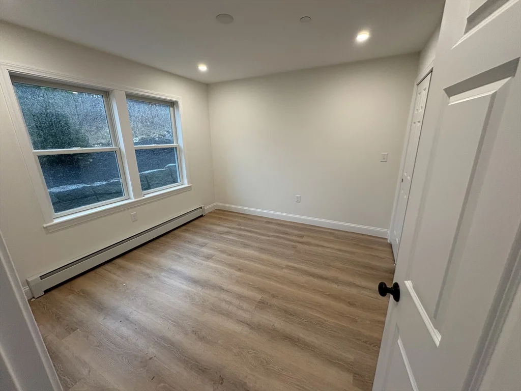 154 Granite St, Rockport