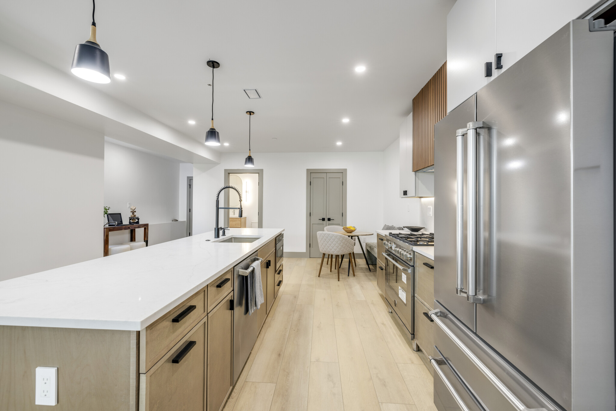 566 East 3rd St, South Boston