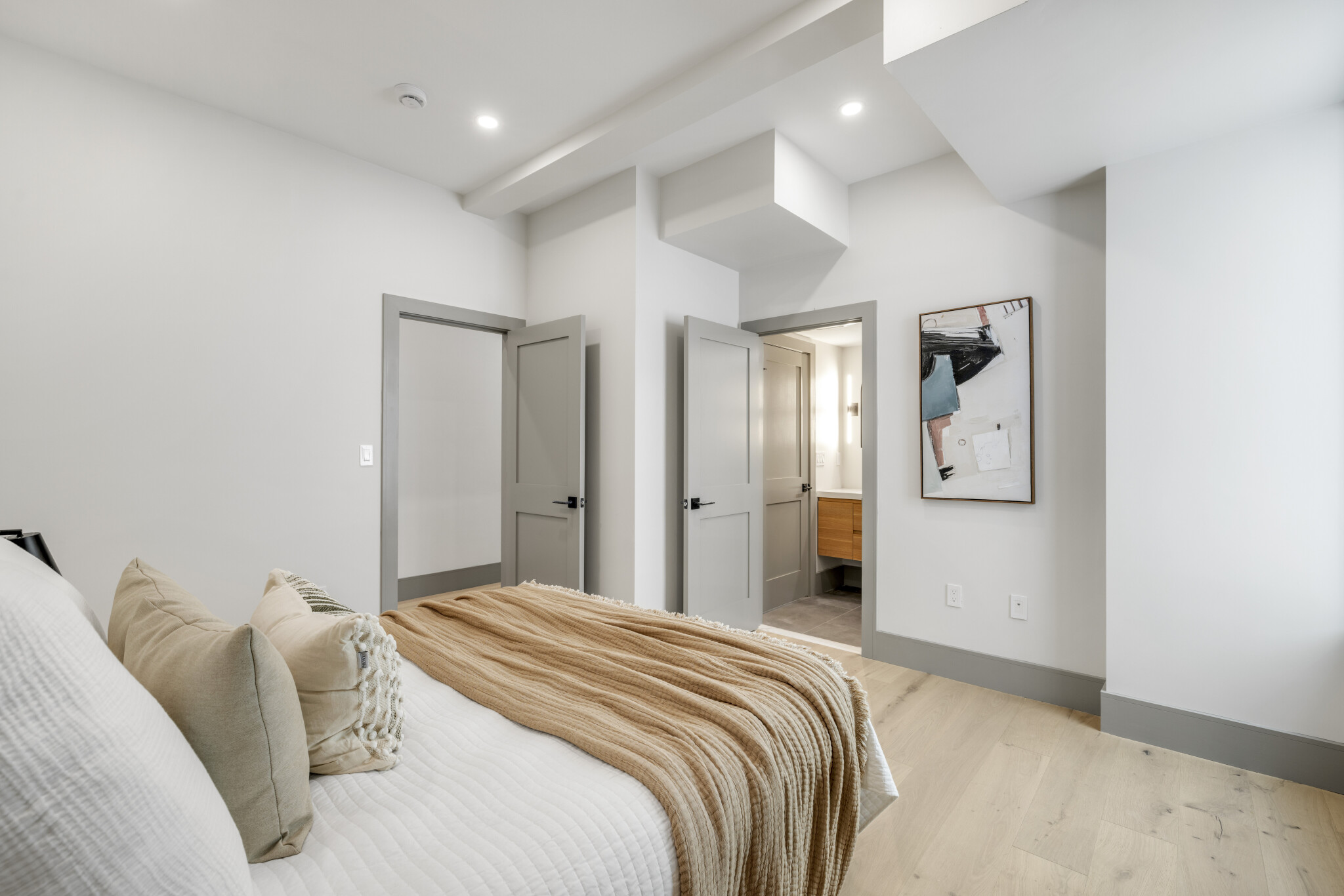 566 East 3rd St, South Boston