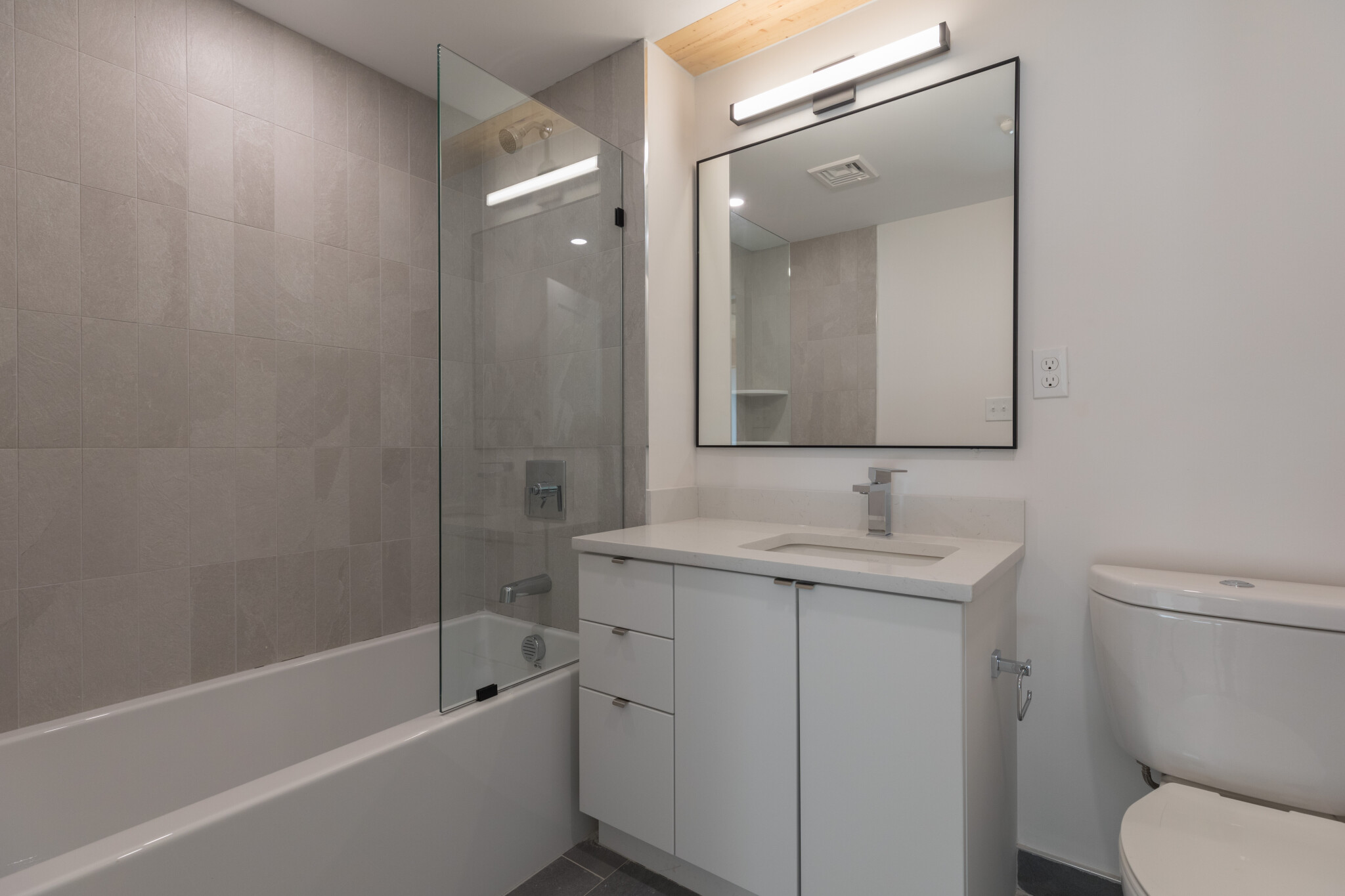 11 East Lenox St, Roxbury