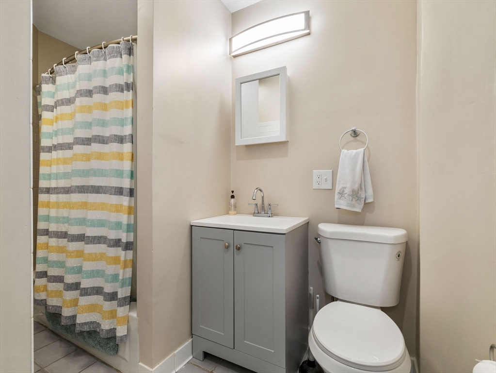 69 Putnam St, East Boston