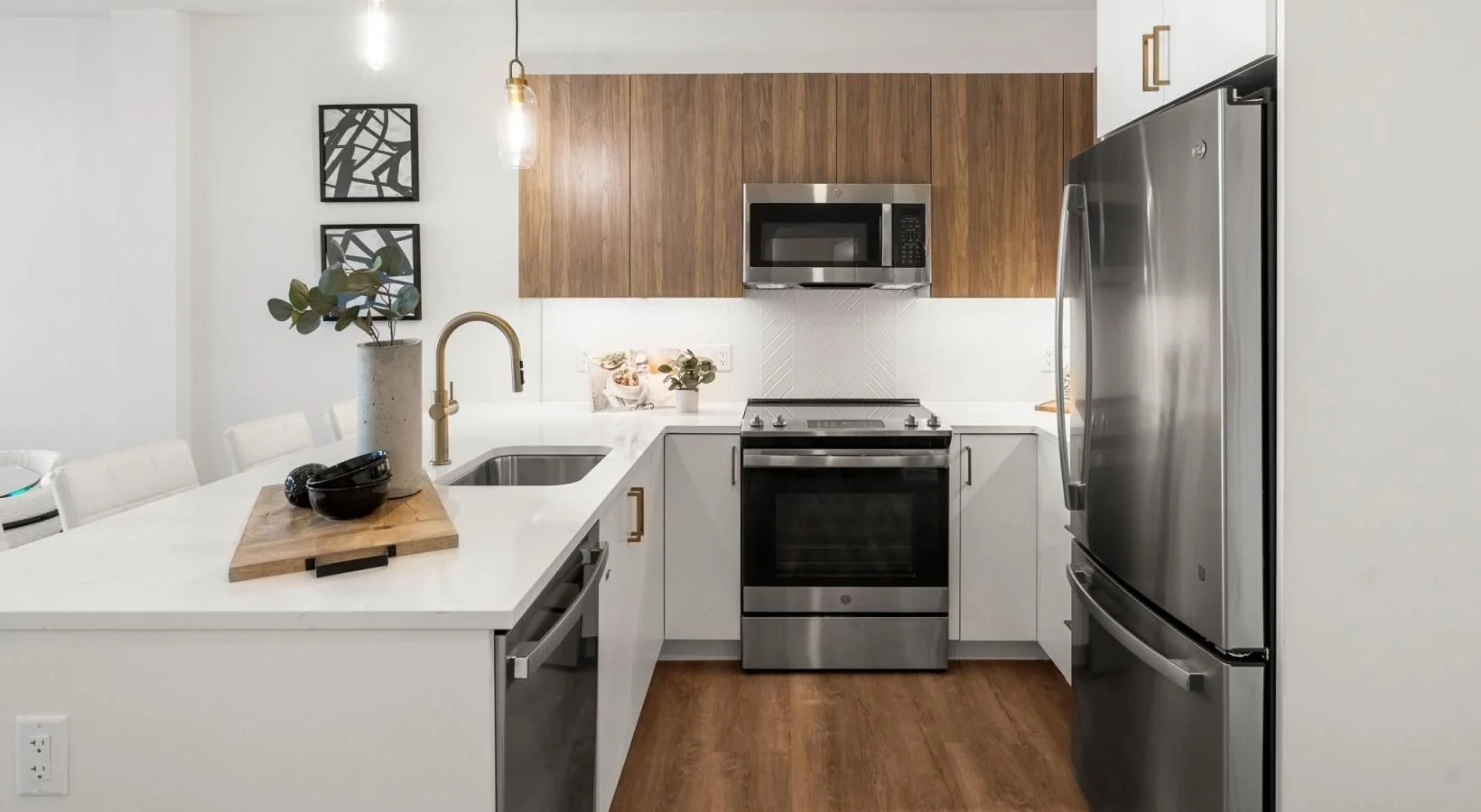 1525 Commonwealth Ave, Brighton