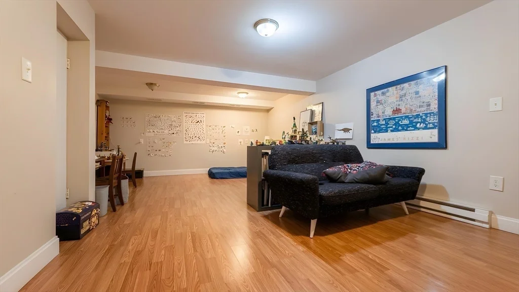 27 Noble St, West Newton