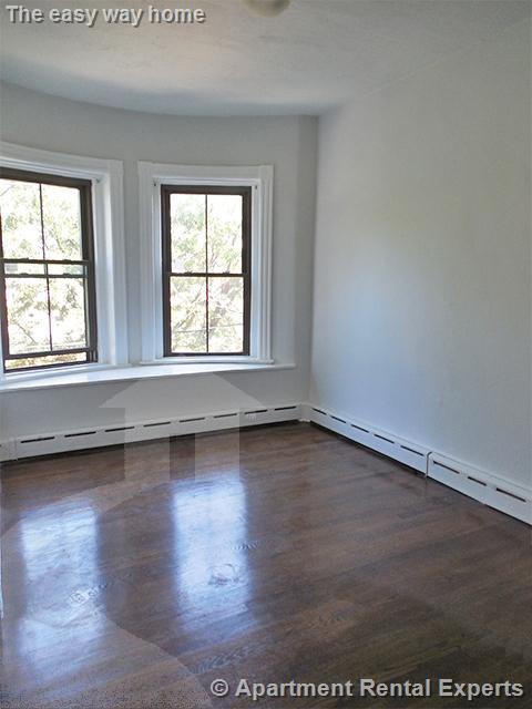 110 Willow St, Inman Square