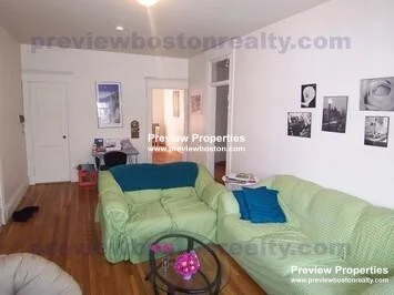 134 Englewood Ave, Brighton