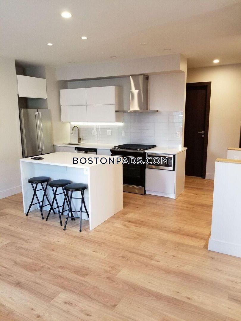 5 bed, 3 bath apartment for rent at 31 Buttonwood Unit 1, Dorchester — photo 8 of 34