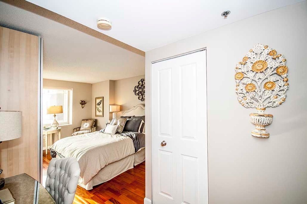 8 Museum Way, East Cambridge