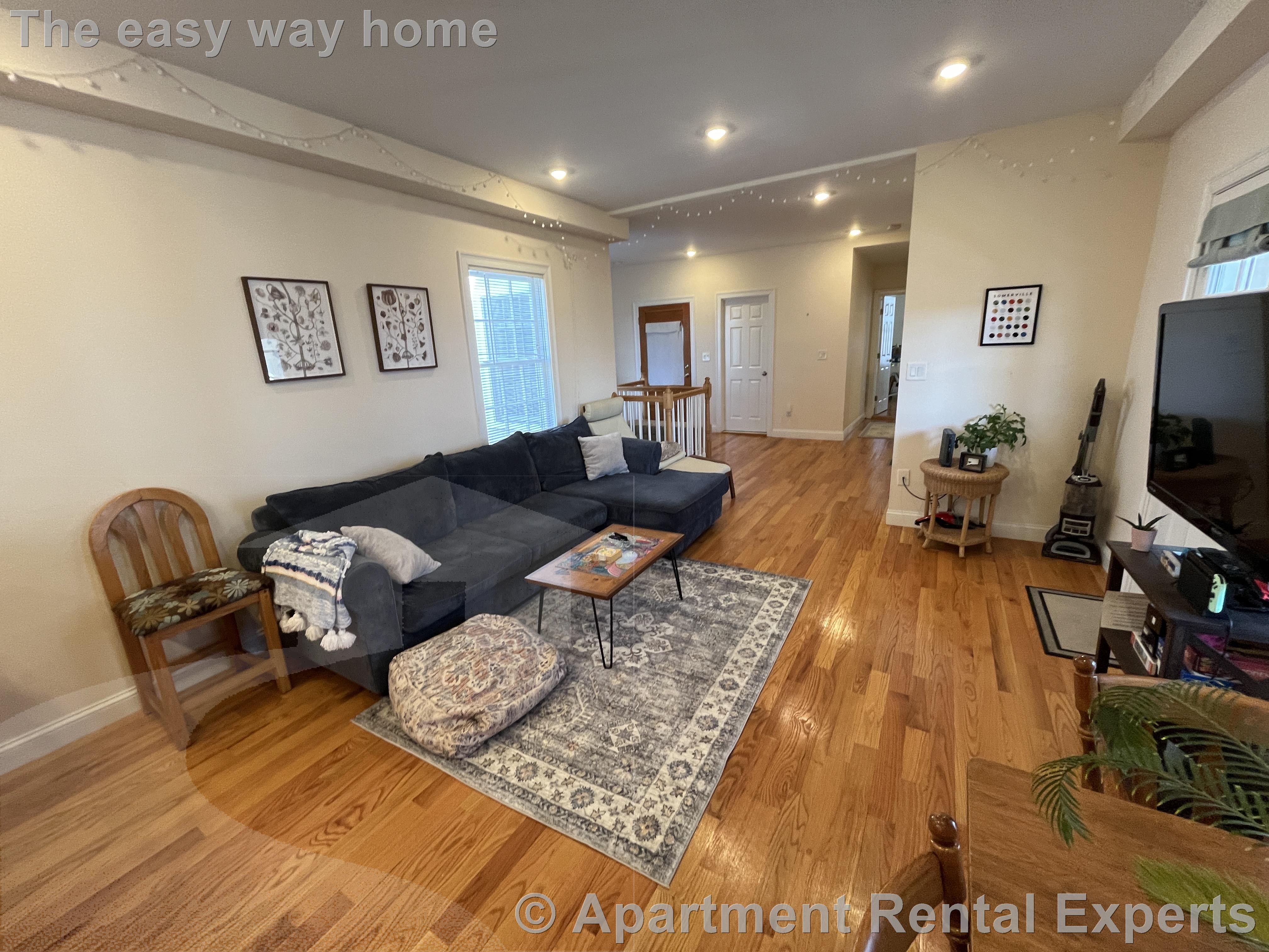 14 Flint St, East Somerville