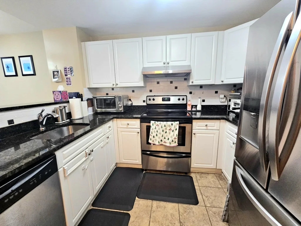 10 Seaport Dr, Marina Bay