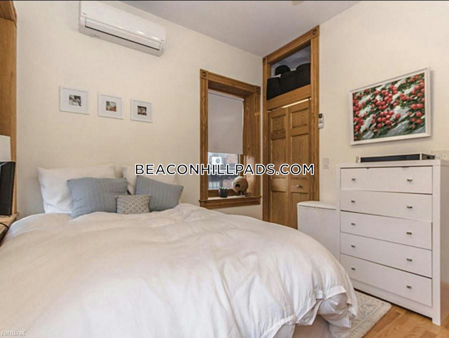 2 bed, 1 bath apartment for rent at 97 Mytle Unit 3, Beacon Hill — photo 3 of 6