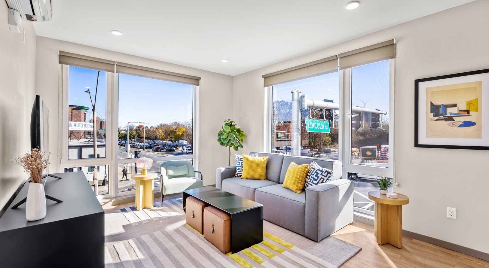 525 Lincoln St, Allston