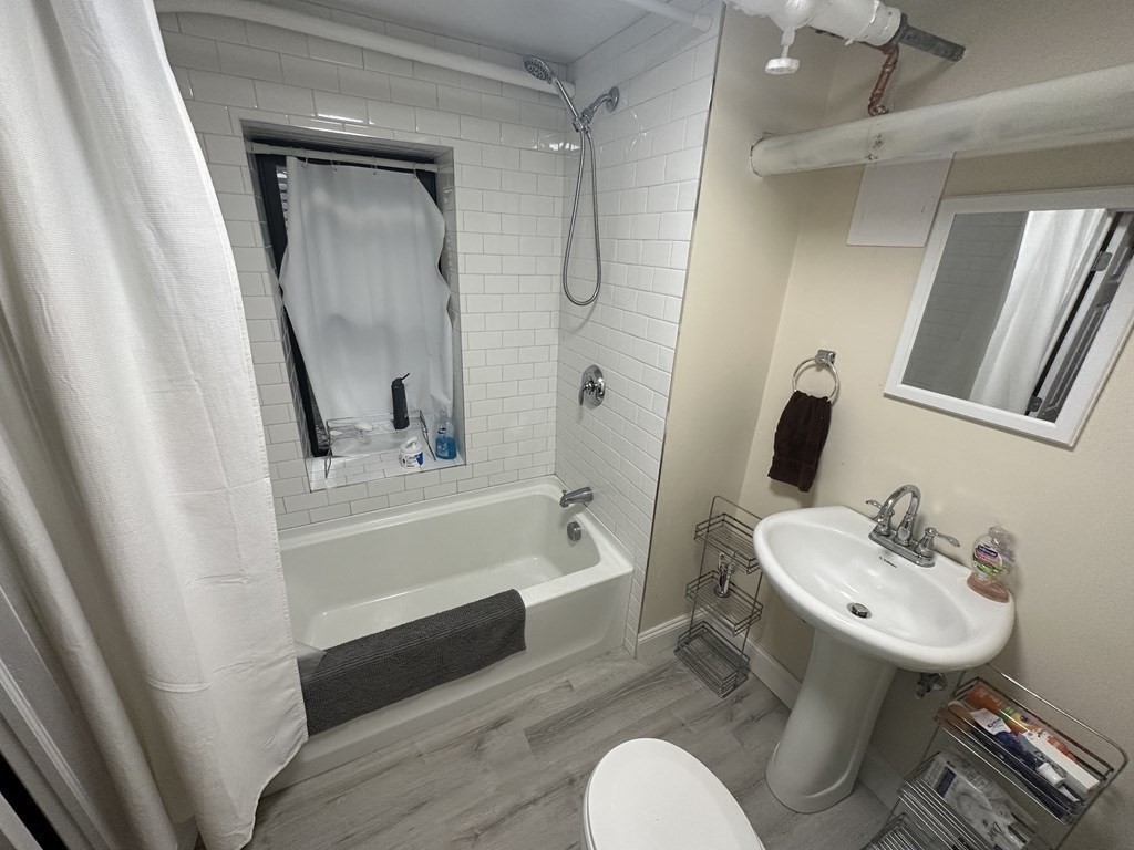 39 Glenville Ave, Allston