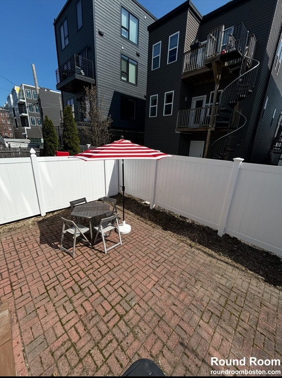 127 Cottage St, East Boston