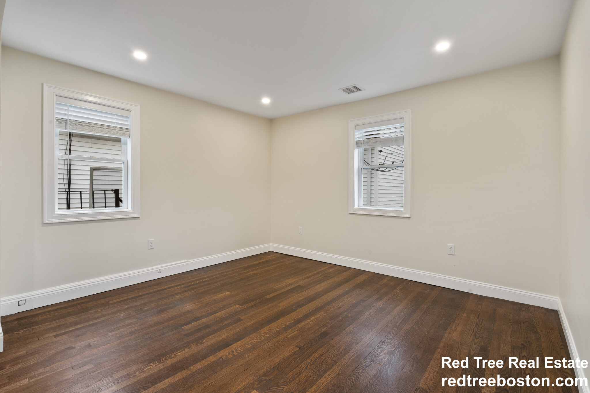 4 Chestnut Pl, Brighton