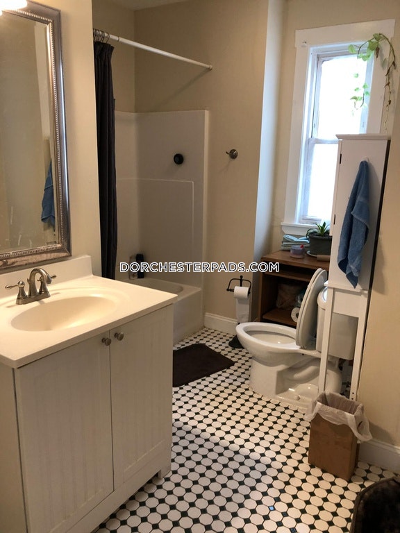 3 bed, 1 bath apartment for rent at 70 Romsey St Unit 2, Dorchester — photo 15 of 15