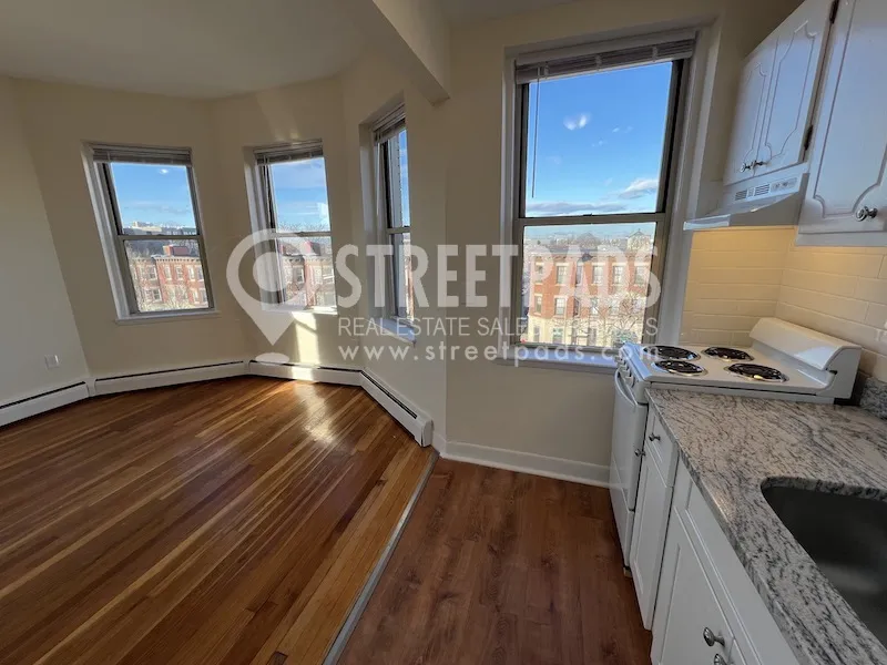 64 Brighton Ave, Brighton