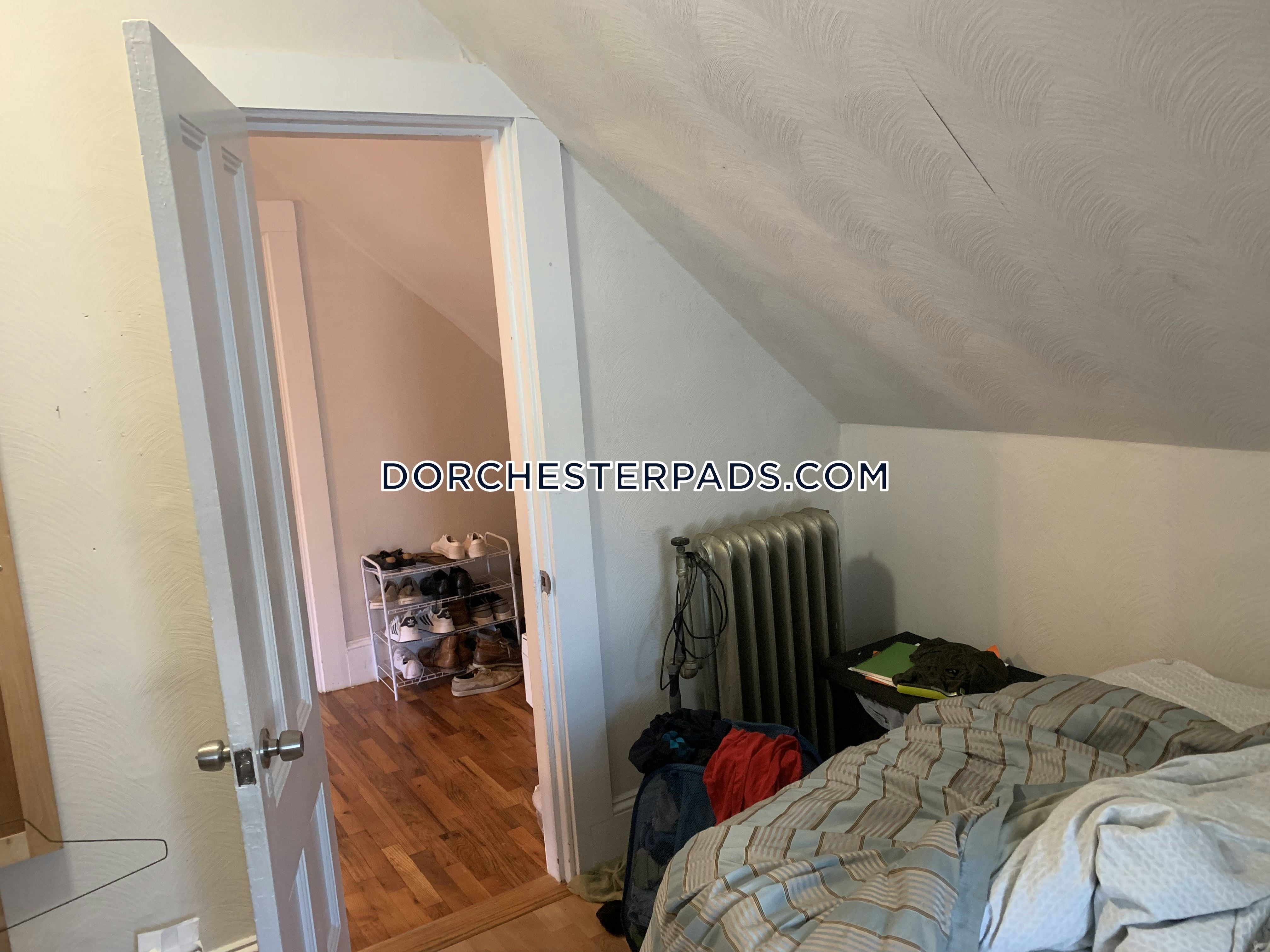 5 bed, 3 bath apartment for rent at 22 Harbor Crest Ct Unit 1, Dorchester — photo 6 of 24