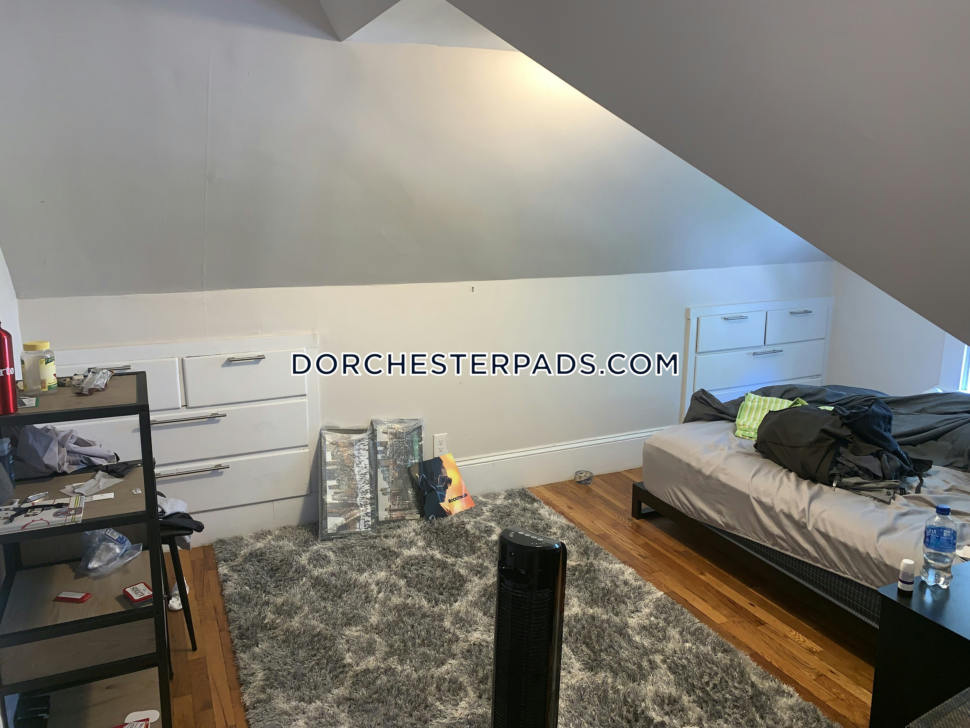 5 bed, 3 bath apartment for rent at 22 Harbor Crest Ct Unit 1, Dorchester — photo 7 of 24