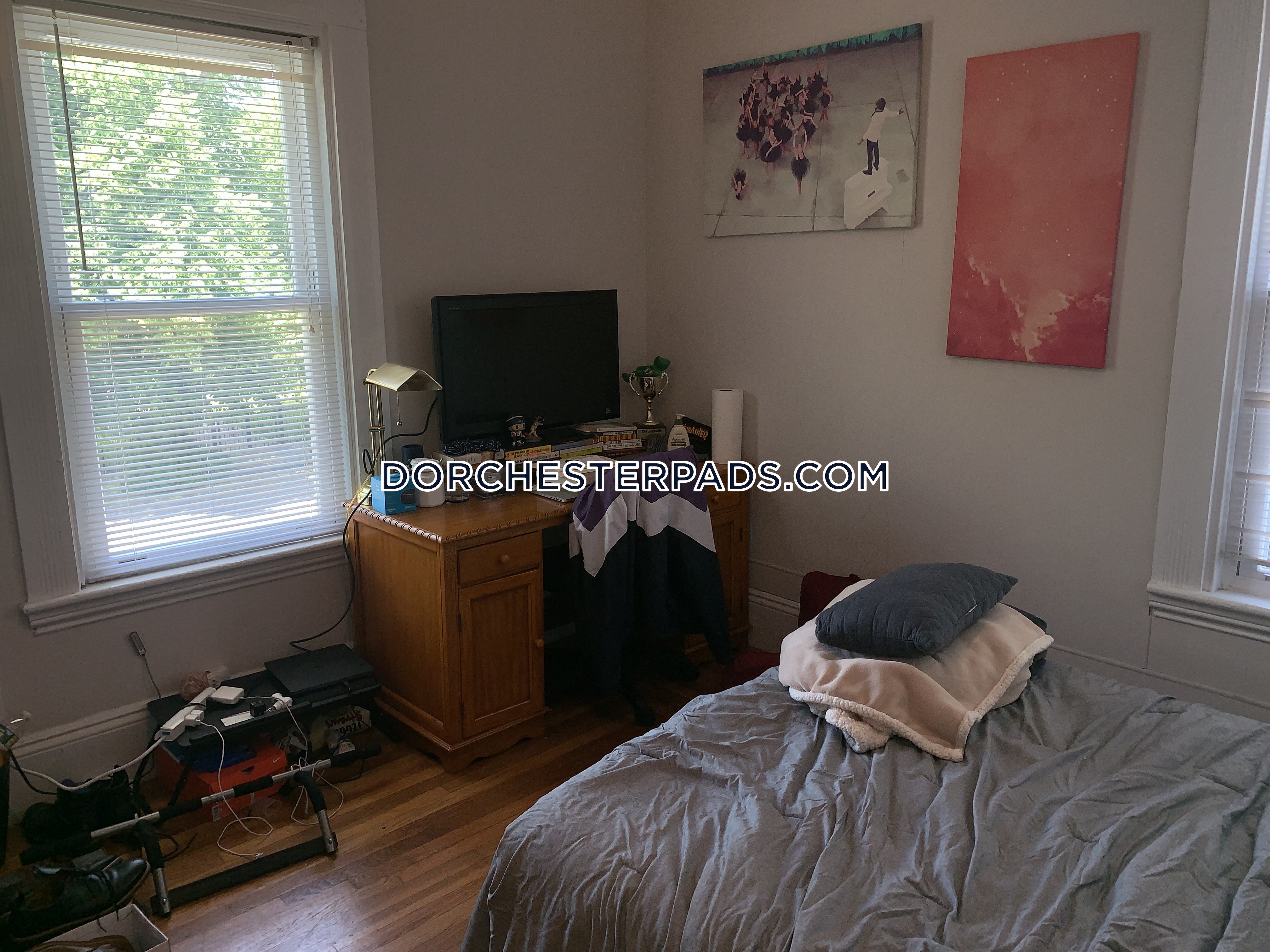 5 bed, 3 bath apartment for rent at 22 Harbor Crest Ct Unit 1, Dorchester — photo 16 of 24