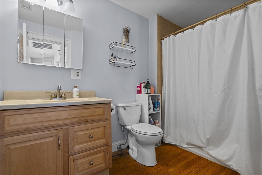 87 M St, South Boston