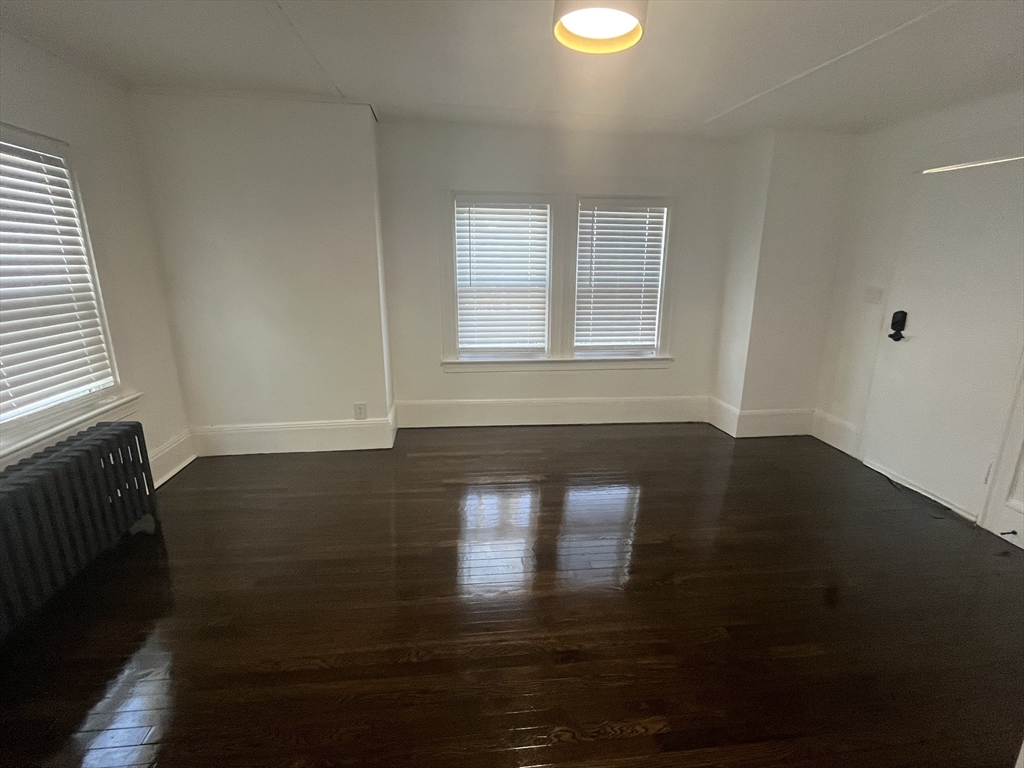 25 R Auburn St, Woburn