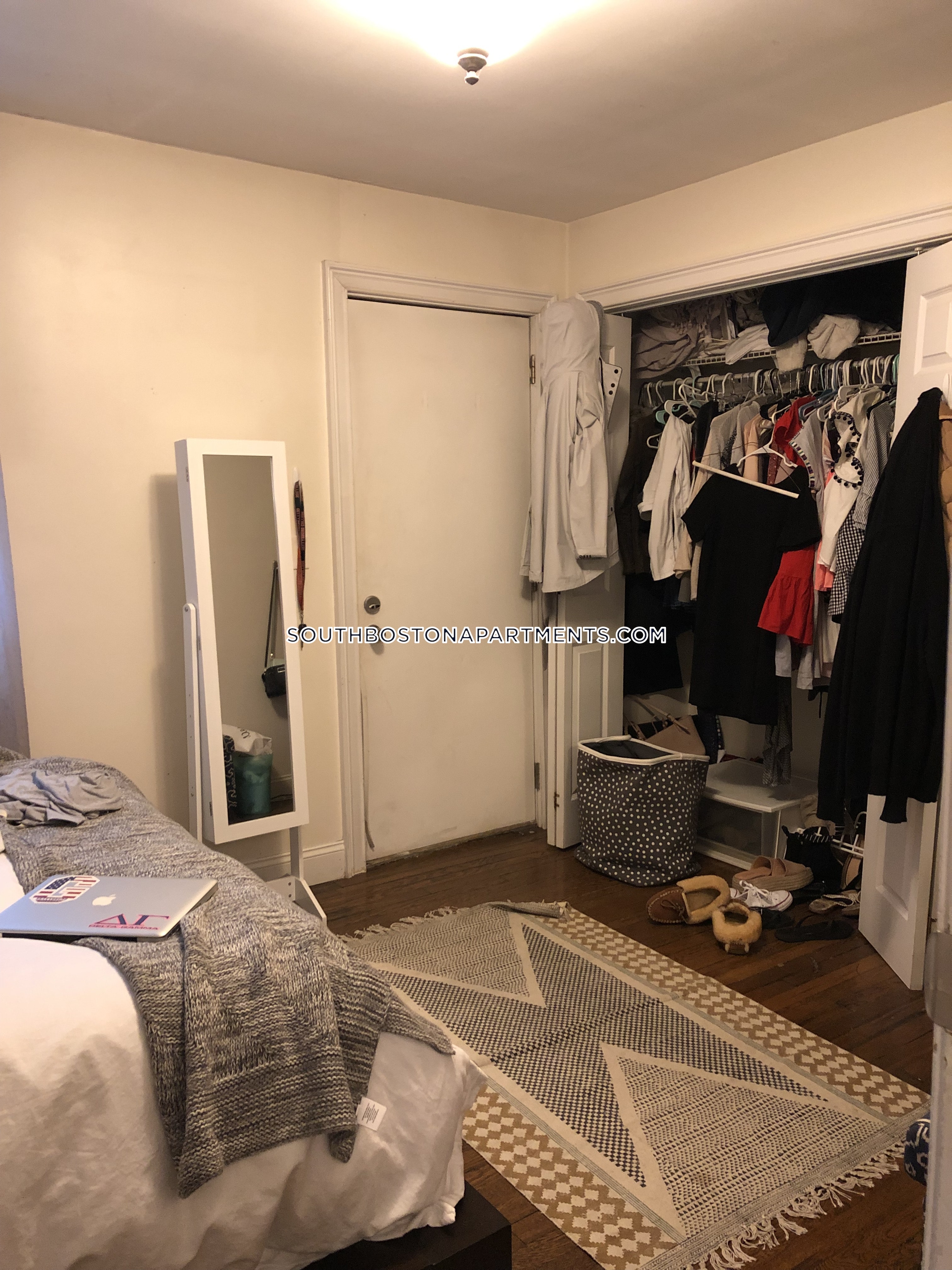 3 bed, 1 bath apartment for rent at 819 East Broadway Unit 1, South Boston — photo 32 of 34