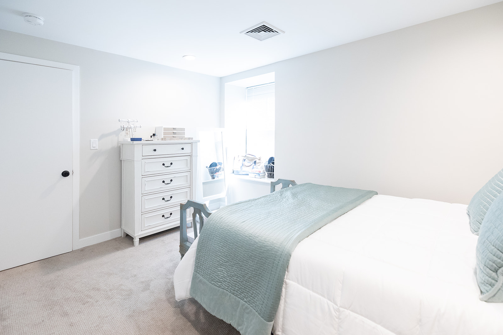 1661 Washington St, South End