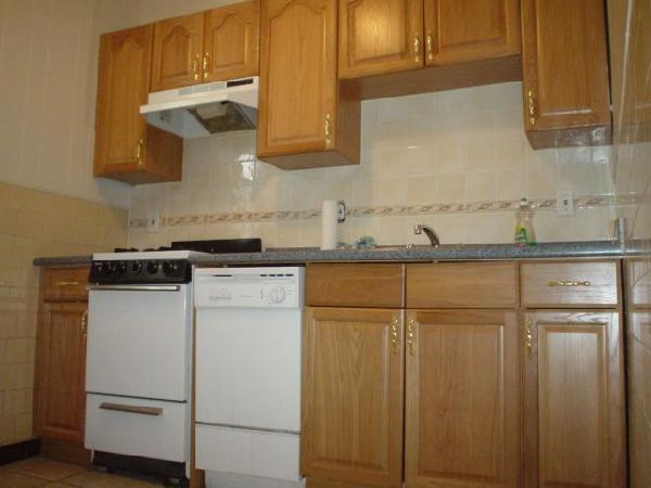 Studio bed, 1 bath apartment for rent at 23 North Beacon St Unit 3, Allston — photo 2 of 3